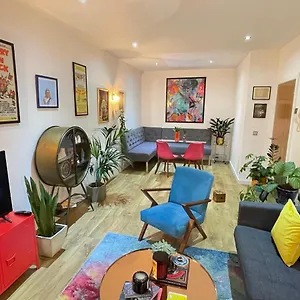 Apartment Award Winning In Yarm, North Yorkshire, Yarm